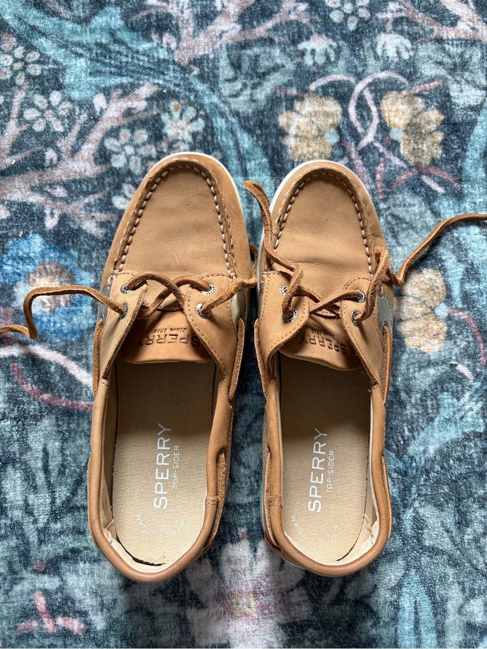 Sperry Women’s Tan Leather Boat Shoes size 7
